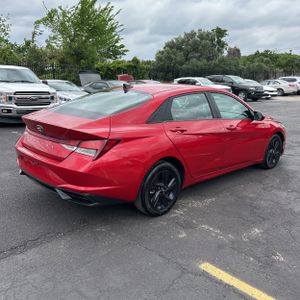 HYUNDAI ELANTRA SEL - 7