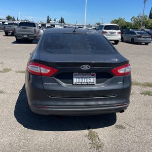FORD FUSION SE - 7