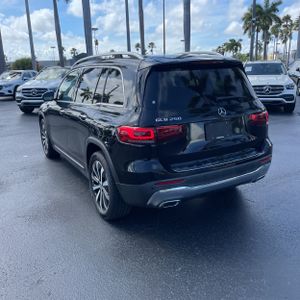 MERCEDES-BENZ GLB - 5