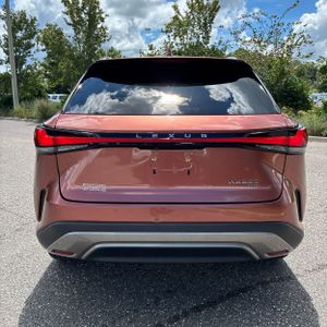 صورة 7 لـ 2023 Lexus RX 350 PREMIUM+