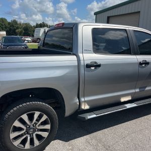 2019 Toyota TUNDRA LIMITED photo 9