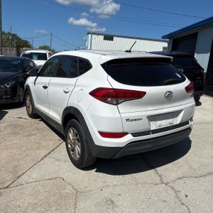HYUNDAI TUCSON SE - 5