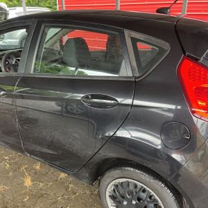 FORD FIESTA SE - 6