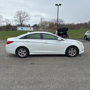 HYUNDAI SONATA GLS - 10