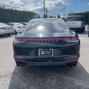 Porsche Panamera 4 - 7