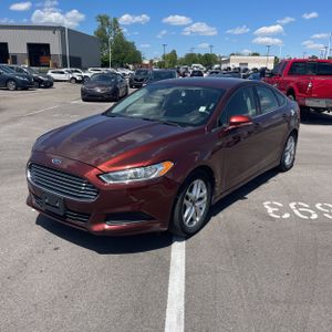 FORD FUSION SE - 1