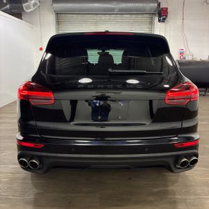 PORSCHE CAYENNE S - 7