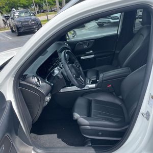 2023 Mercedes-BENZ GLB 缩略图 31