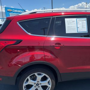صورة 9 لـ 2019 FORD ESCAPE TITANIUM
