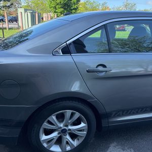FORD TAURUS SEL - 9