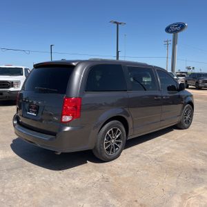 DODGE GRAND CARAVAN - 8