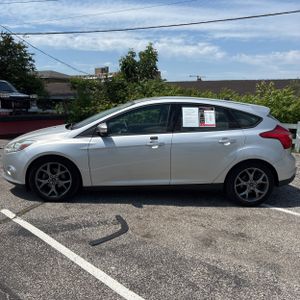 FORD FOCUS SE - 3