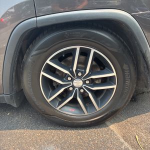 2017 JEEP GRAND CHEROKEE TRAILHAWK — миниатюра 18
