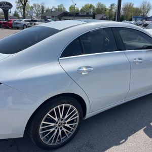 MERCEDES-BENZ CLA - 9