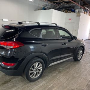HYUNDAI TUCSON - 10