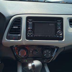 صورة 34 لـ 2016 Honda HR-V LX