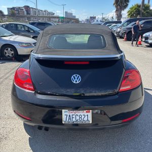 VOLKSWAGEN BEETLE CONVERTIBLE 2.5L PZEV - 7