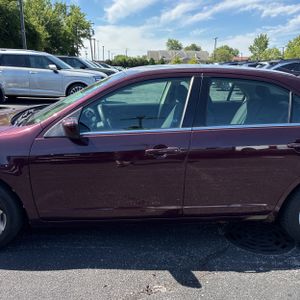 FORD FUSION SE - 4