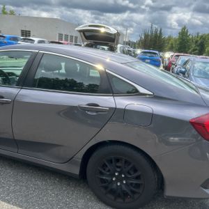 صورة 6 لـ 2018 Honda CIVIC LX