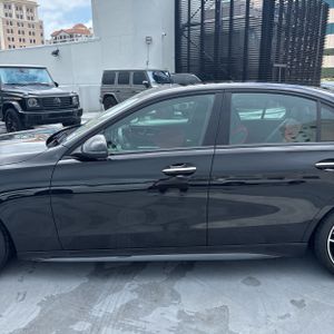 MERCEDES-BENZ C-CLASS - 4