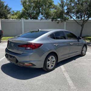 2019 Hyundai ELANTRA SEL 照片 8