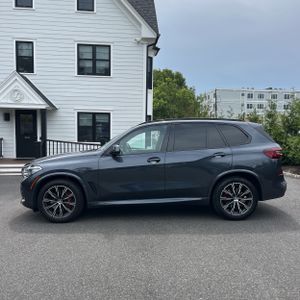 صورة 3 لـ 2022 BMW X5 XDRIVE40I