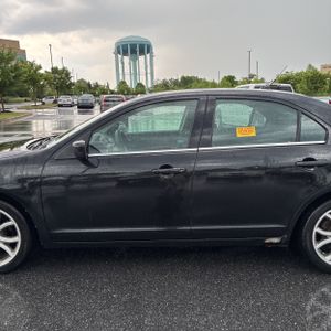 FORD FUSION SE - 4