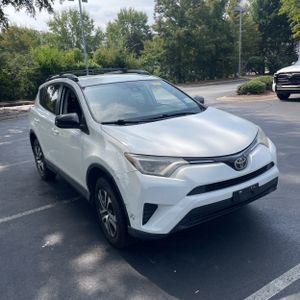 2017 Toyota RAV4 LE 缩略图 12