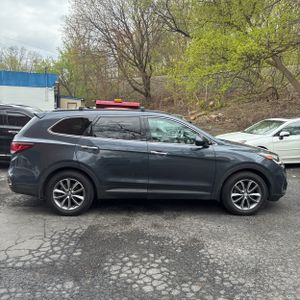 HYUNDAI SANTA FE SE - 10