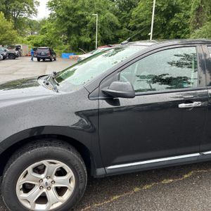 FORD EDGE SEL - 2