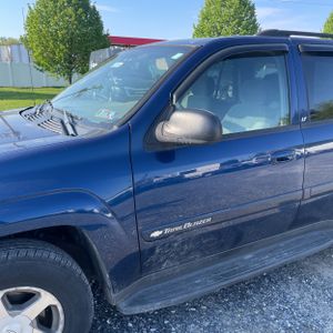 CHEVROLET TRAILBLAZER - 2