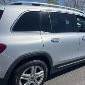 MERCEDES-BENZ GLB - 8