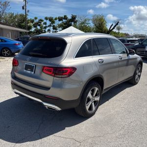 MERCEDES-BENZ GLC - 8