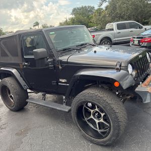 صورة مصغرة 13 لـ 2015 JEEP WRANGLER SAHARA