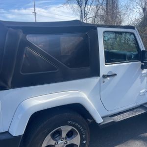Jeep Wrangler Sahara - 9