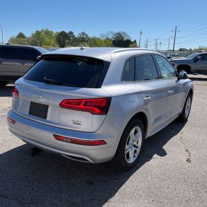 AUDI Q5 2.0T PREMIUM - 8