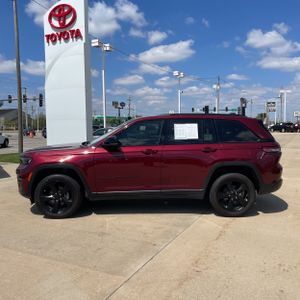 JEEP GRAND CHEROKEE ALTITUDE - 3