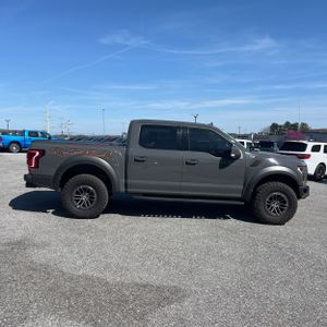 FORD F-150 RAPTOR - 10