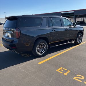 CHEVROLET SUBURBAN Z71 - 8