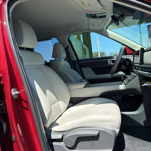 2025 Hyundai SANTA FE SEL 照片 32