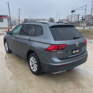 VOLKSWAGEN TIGUAN S - 5