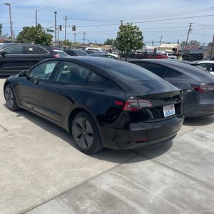 TESLA MODEL 3 BASE - 5