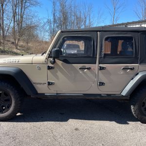 JEEP WRANGLER UNLIMITED WILLYS WHEELER - 4