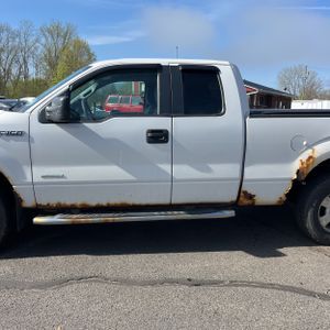 FORD F-150 XLT - 4