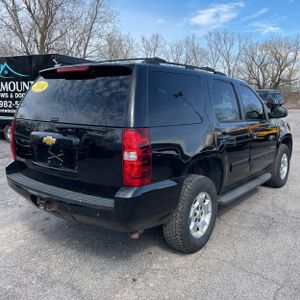 CHEVROLET TAHOE LS - 8