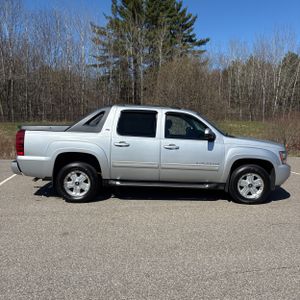 CHEVROLET AVALANCHE LT - 10