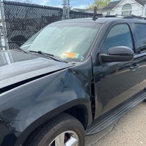 CHEVROLET TAHOE LS - 2