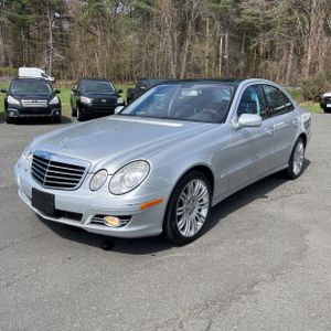 MERCEDES-BENZ E-CLASS - 1