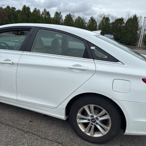 HYUNDAI SONATA GLS - 6