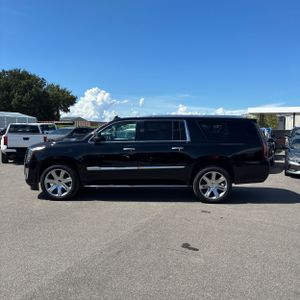2019 Cadillac ESCALADE ESV LUXURY — фото 3